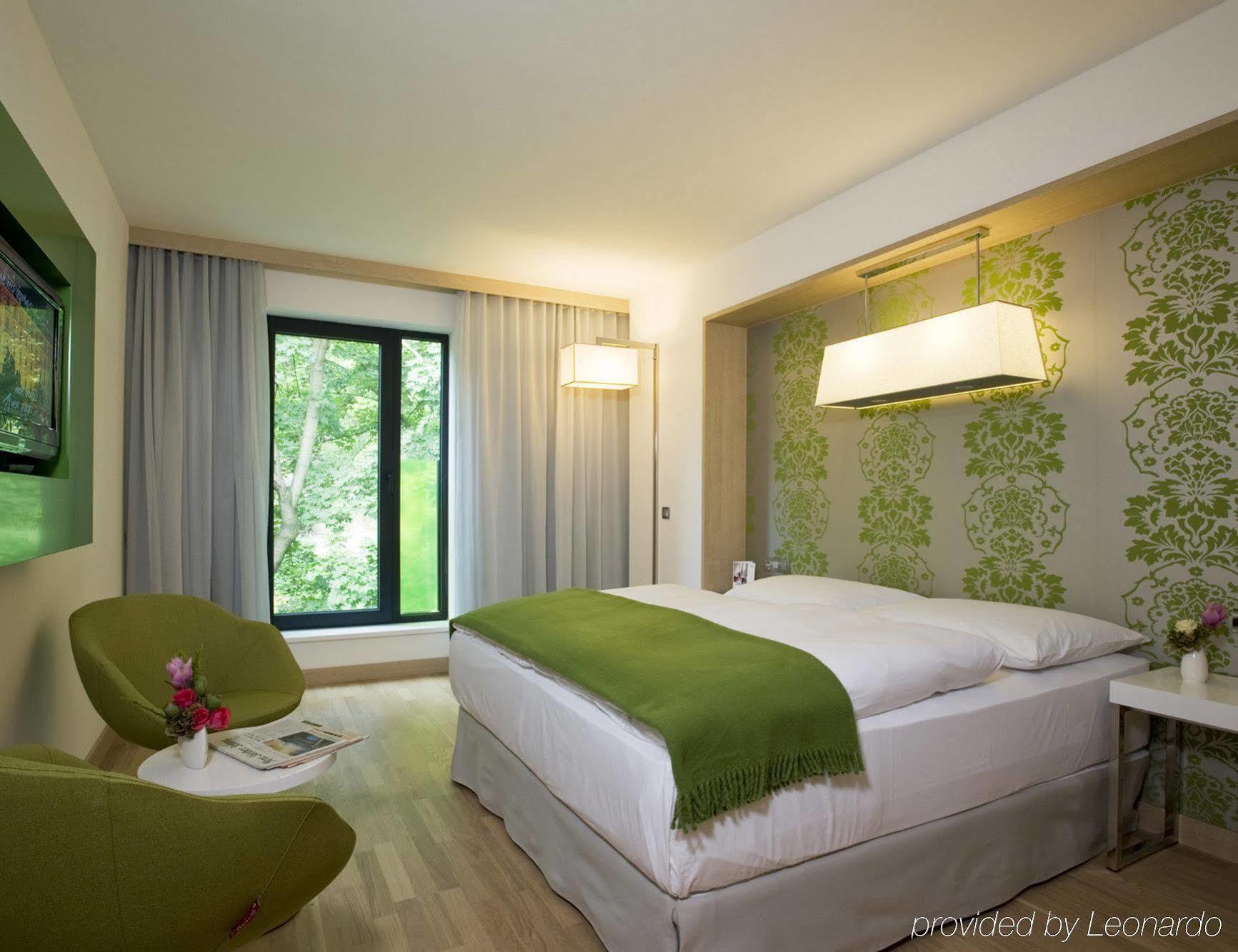 Occidental Praha Five Hotel Room photo