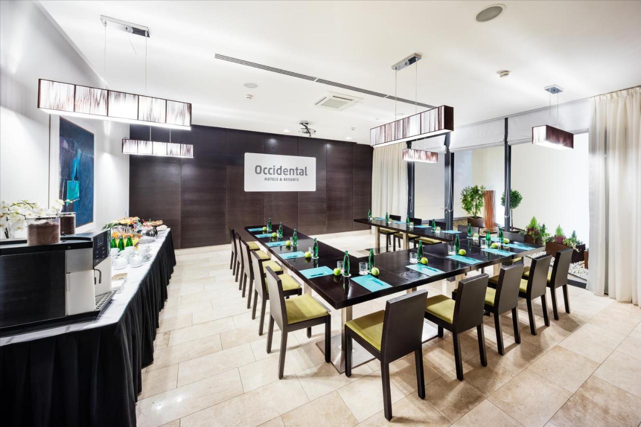 Occidental Praha Five Hotel Exterior photo